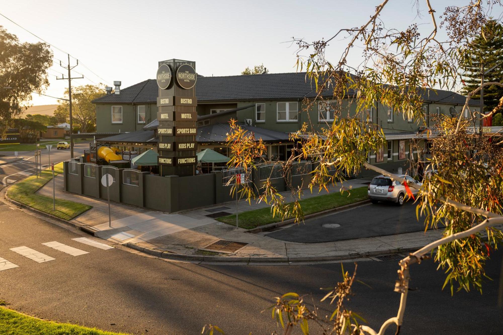 Northside Hotel Albury Lavington Exterior photo